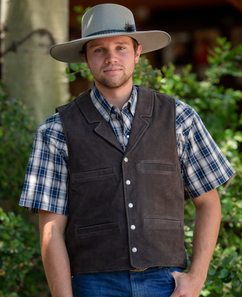 Adding Western Flair: A Guide to Stylish Vest Accessories